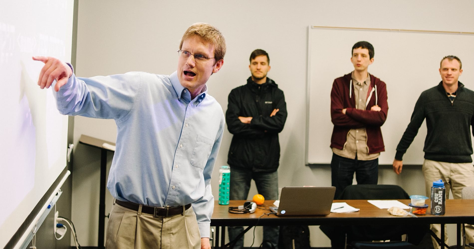 SJQ Images_Teaching_1900x10003