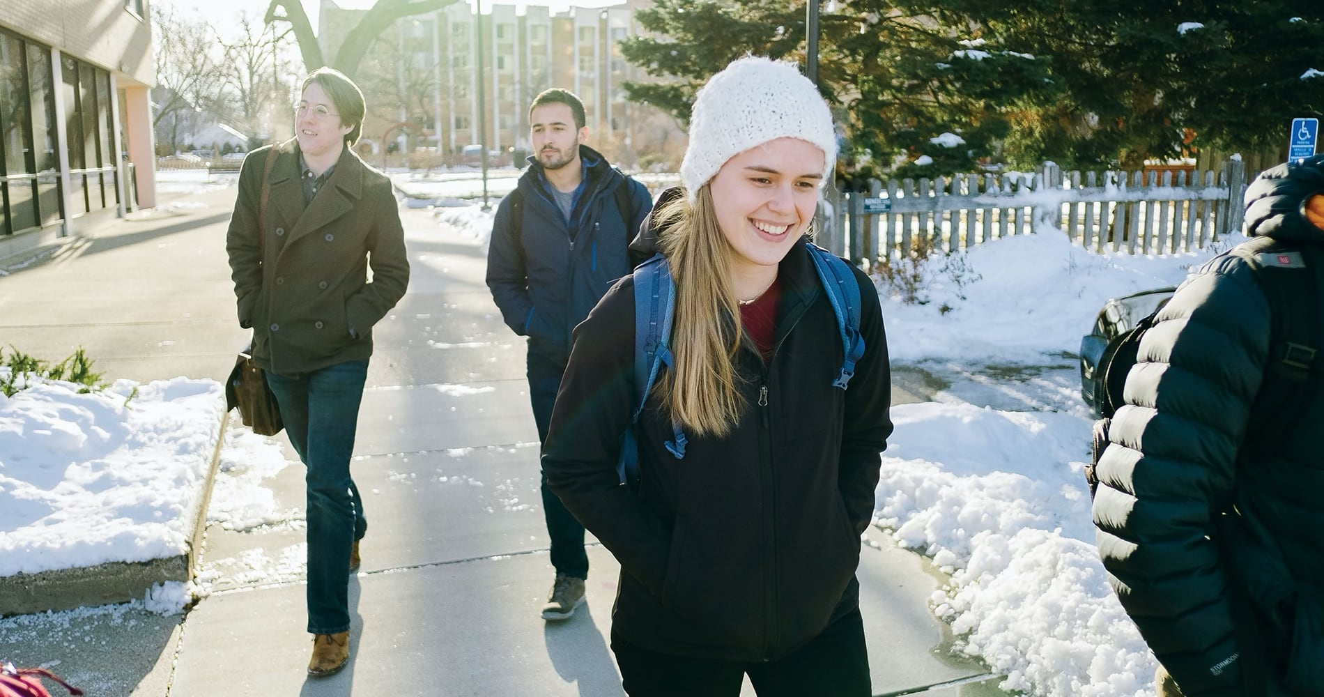 SJQ Images_Walking_1900x1000