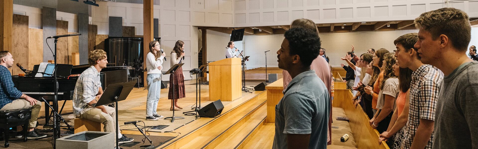 SJQ Images_Worship_600x1920